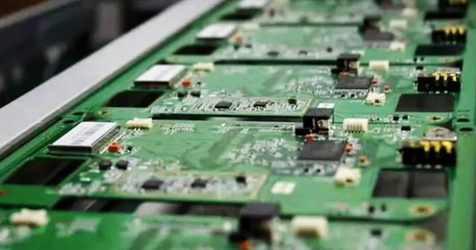 Optimizacija postavitve proizvodne linije pri obdelavi PCBA