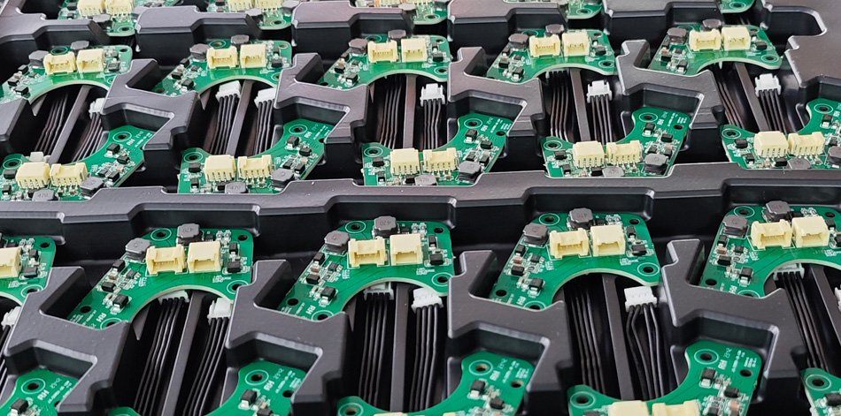 Zakaj je tesen odnos v dobavni verigi tako pomemben za dostavo v tovarno PCBA?