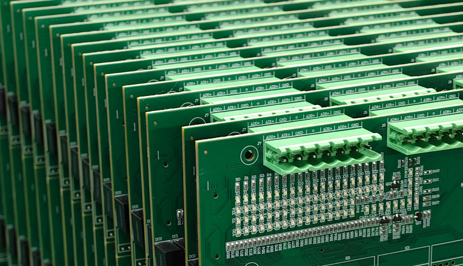 Kako izbrati pravo tovarno PCBA na podlagi povratnih informacij strank?