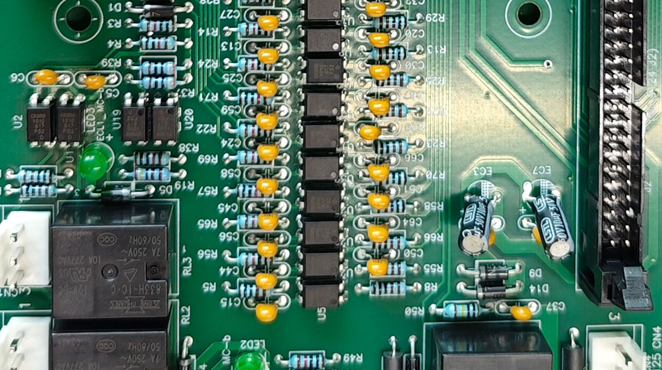 Kako lahko tovarne PCBA zagotovijo pravočasno dobavo komponent z upravljanjem dobavne verige?